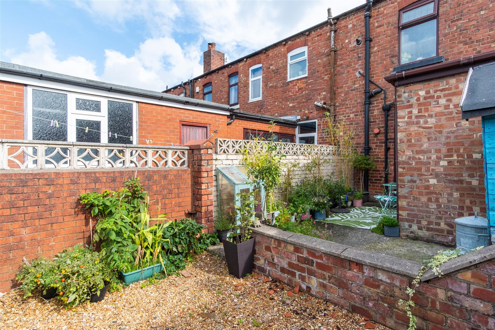 2 bed property in Bentham Street, Chorley